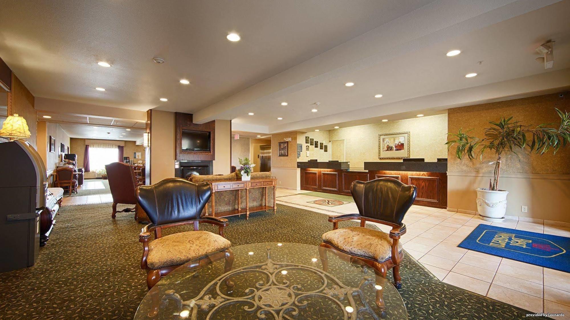 Best Western Penn-Ohio Inn & Suites Hubbard Bagian luar foto